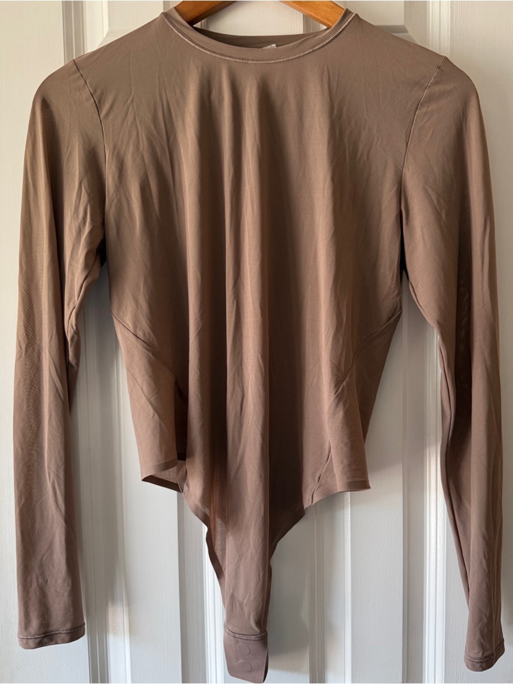 Lululemon Wundermost Soft Nulu Crewneck Long sleeve Taupetastic Sz L NWOT (p5)